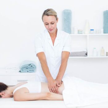 Warunki masażu w biurach | Technik masażysta - ustawa fizjoterapeutyczna