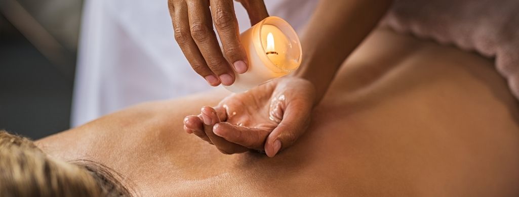 Jak używać świece do masażu?