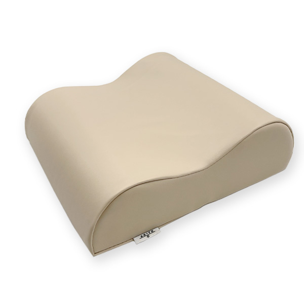 beżowa poduszka ergonomiczna pod kark 32 x 30 x 10